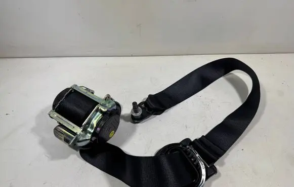 Mercedes-Benz Sprinter W907 W910 Front seatbelt A9078600200 9078600200 633935600