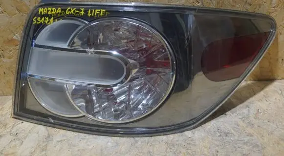 Mazda CX-7 Rear/tail lights EG2151150