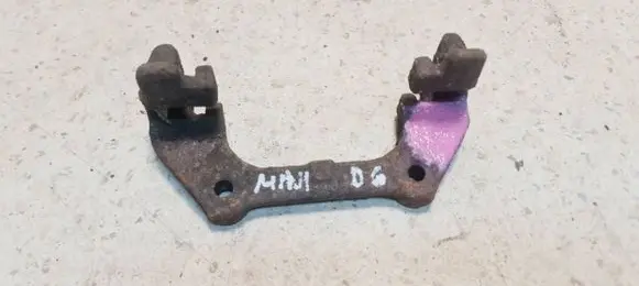 Mini One - Cooper R50 - 53 Brake caliper pad carrier rear 584