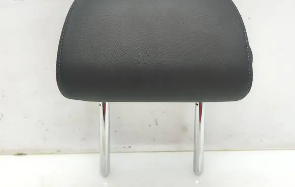 BMW X4 G02 Rear seat headrest 