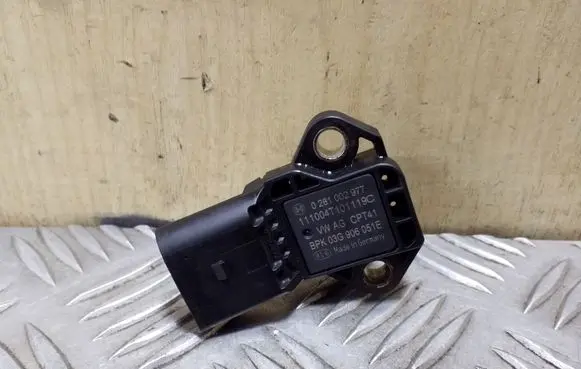 Audi Q5 SQ5 Air pressure sensor 0281002977 03G906051E