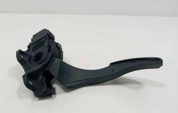 Volvo XC60 Accelerator throttle pedal 31329059 6PV01083402