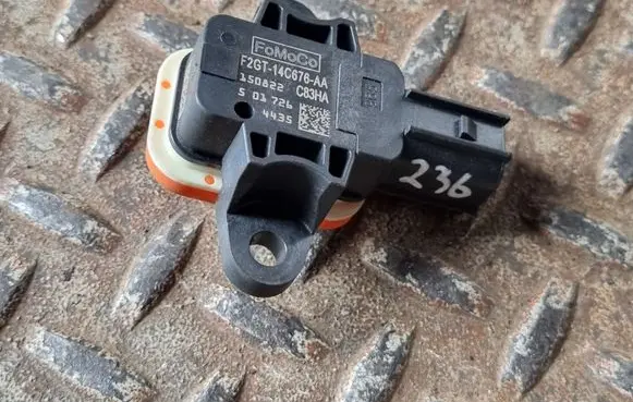Ford Kuga II Airbag deployment crash/impact sensor F2GT14C676AA