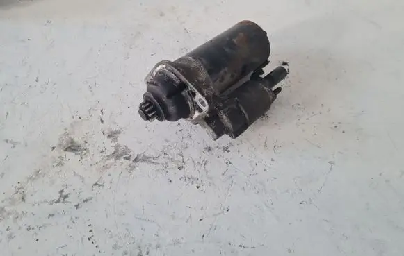 Volkswagen Golf V Starter motor