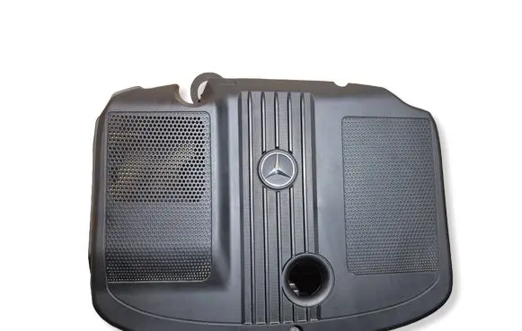 Mercedes-Benz C W204 Engine cover (trim) A6510101467 BBP187801 6F10MD2