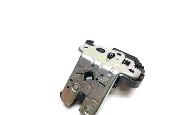Audi A1 Tailgate/trunk/boot lock/catch/latch 8R0827505A 18142318077