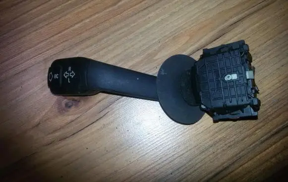 BMW 5 E39 Indicator stalk