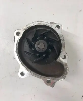Opel Astra H Water pump 93182041