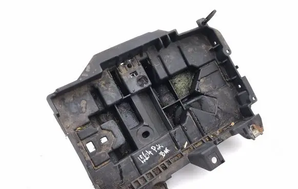 Jeep Cherokee Battery tray 68186053AB