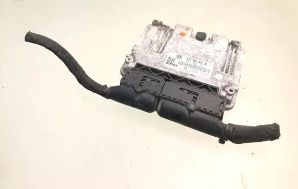 Volkswagen PASSAT B6 Engine control unit/module 03G906021AD 0281012925