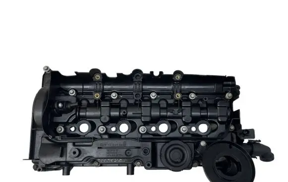 BMW 3 F30 F35 F31 Rocker cam cover 8570829