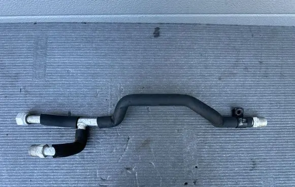 Mitsubishi Pajero Air conditioning (A/C) pipe/hose