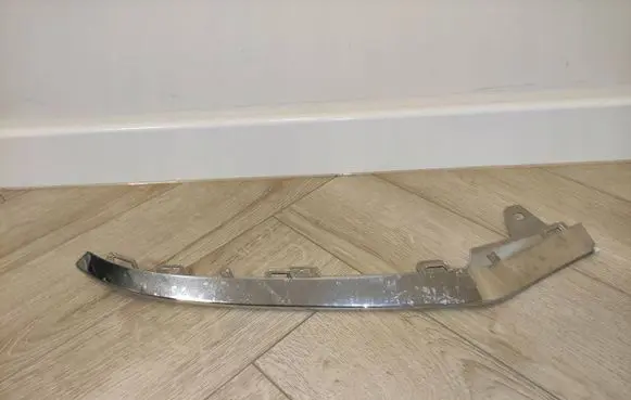 Mercedes-Benz E AMG W212 Front bumper splitter molding A2128850700 A212850247A