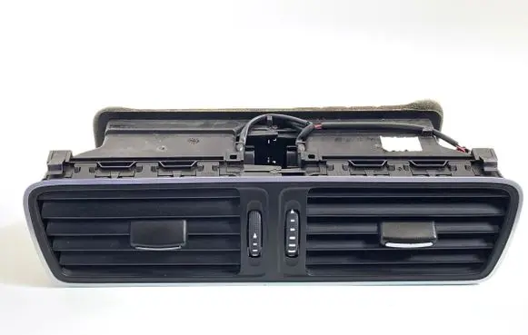 Volkswagen PASSAT B7 Dashboard side air vent grill/cover trim 3AB819728A