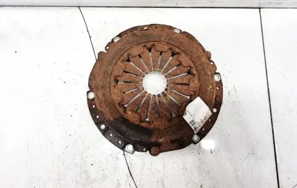 Hyundai Lantra II Pressure plate 