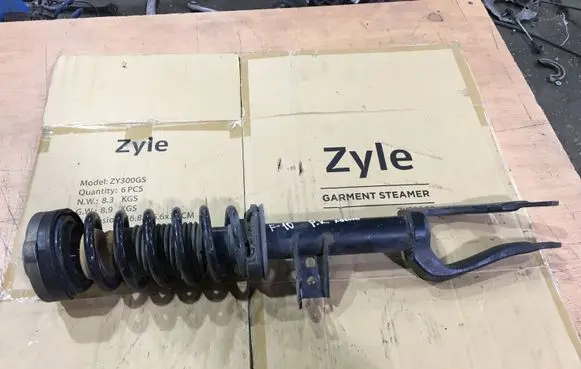 BMW 5 F10 F11 Front shock absorber with coil spring 6863665