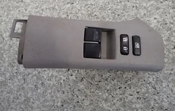 Toyota Yaris Other switches/knobs/shifts