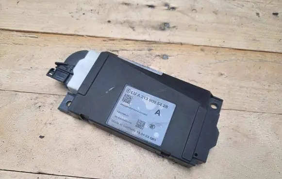 Mercedes-Benz E W213 Comfort/convenience module A2139005428