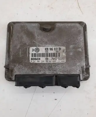 Volkswagen Golf IV Engine control unit/module 038906018BM 28SA3729 0281001846