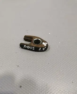 Nissan Note (E11) Fuel Injector clamp holder