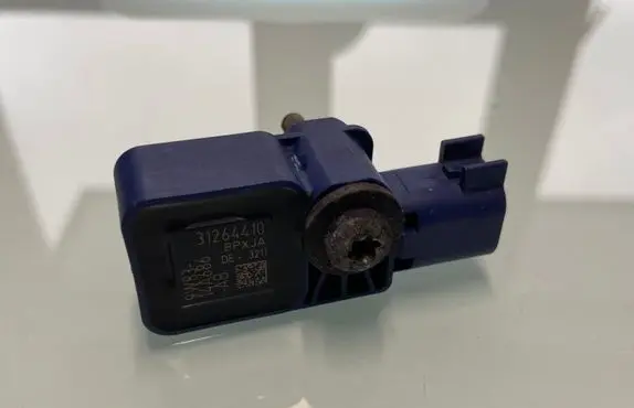 Volvo C30 Airbag deployment crash/impact sensor 31264410