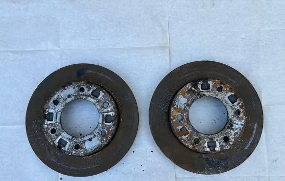 Mitsubishi Pajero Front brake disc MR407116