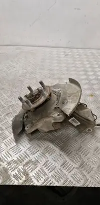 Land Rover Discovery Sport Front wheel hub 28C20170