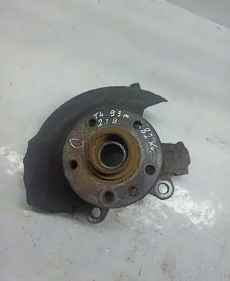 Volkswagen Transporter - Caravelle T4 Front wheel hub