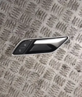 Audi A3 S3 8V Front door interior handle 8V3837019C
