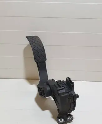 Audi A6 S6 C5 4B Accelerator throttle pedal 6PV00837602 8D1723523F