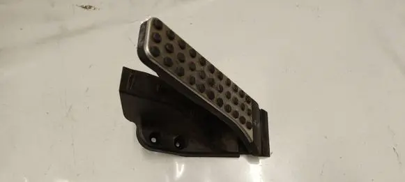Mercedes-Benz GLE W167 Accelerator throttle pedal A2053000104