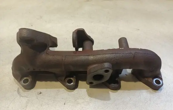 KIA Ceed Exhaust manifold