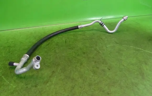 Infiniti Q30 Air conditioning (A/C) pipe/hose 924805DB4A