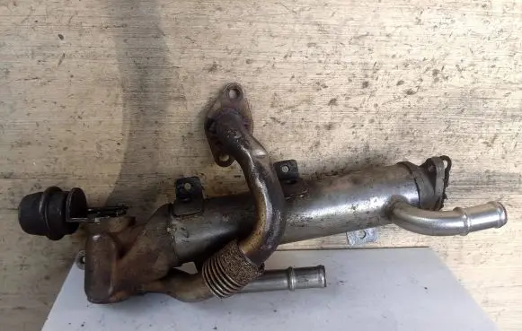 Audi A6 S6 C6 4F EGR valve cooler