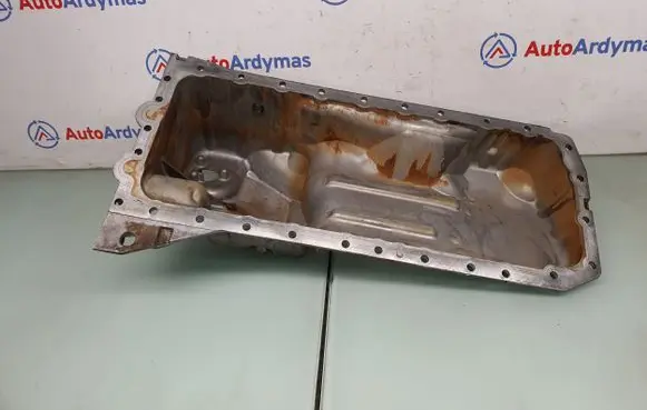 Oil sump