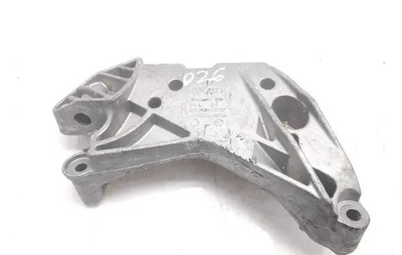 Audi Q3 8U Engine mounting bracket 06J199207P AISI12CU1FE