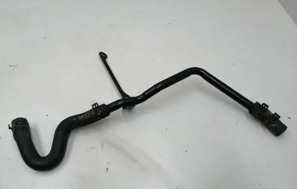 Audi A6 S6 C5 4B Engine coolant pipe/hose 8D0121109N