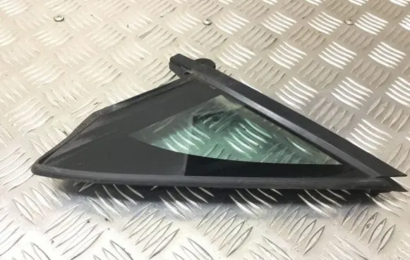 Volkswagen PASSAT B8 Front door vent window glass four-door 3G0845114F