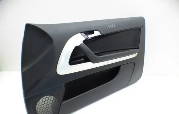 Audi A3 S3 8P Front door card panel trim