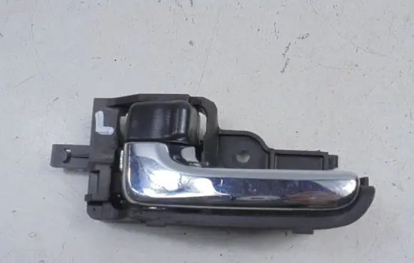 Daihatsu Cuore Front door interior handle 