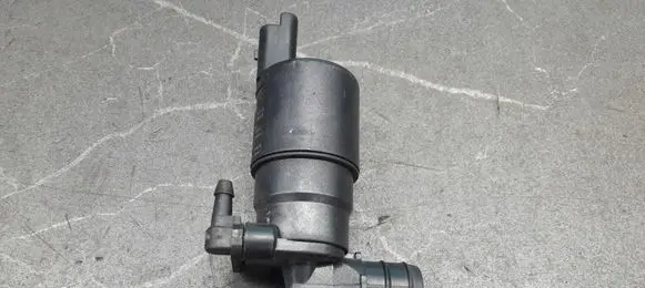 Peugeot 107 Windscreen/windshield washer pump 963298498004