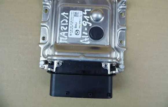 Mazda CX-5 II Adblue control unit SHHJ18701C 0281035139