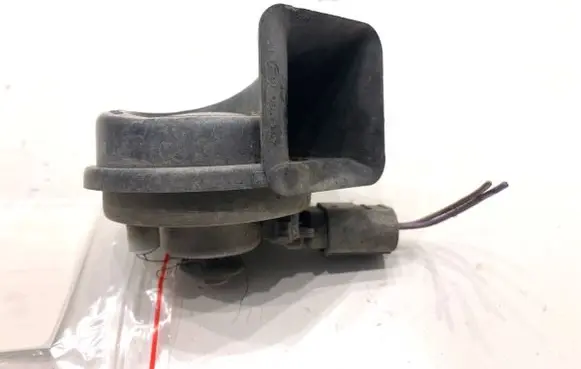 BMW 3 GT F34 Horn signal 7245422