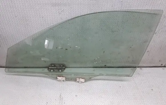 Honda Accord Front door window glass four-door