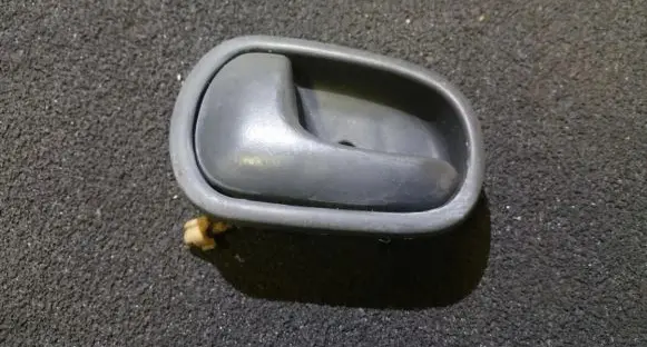 Mazda 626 Rear door interior handle