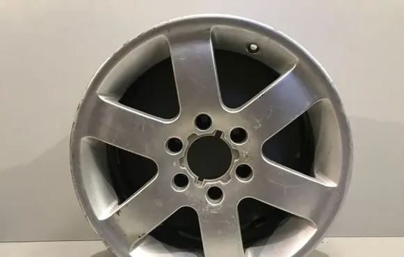 Mitsubishi L200 R18 alloy rim 