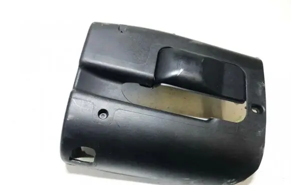 Ford Focus Steering wheel column trim