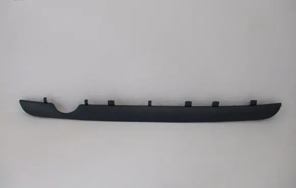 Rear bumper trim bar molding