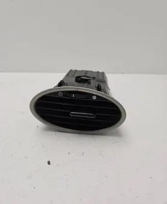 Ford Focus Dash center air vent grill 4M51A014L21BD A041L21DA39PA 6N41A014L21C