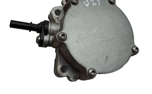 Peugeot 2008 II Vacuum pump 9812133880